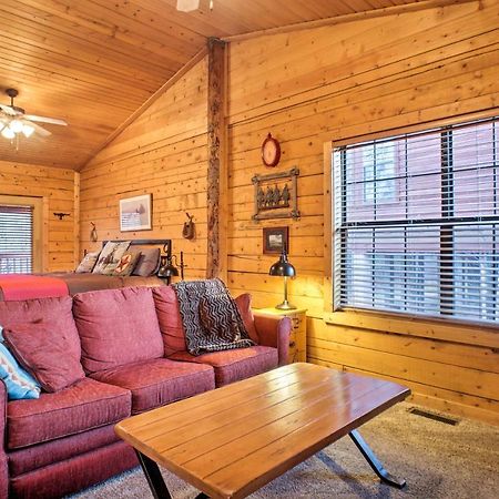 Cabin-Style Studio Right Off The Branson Strip!アパートメント エクステリア 写真