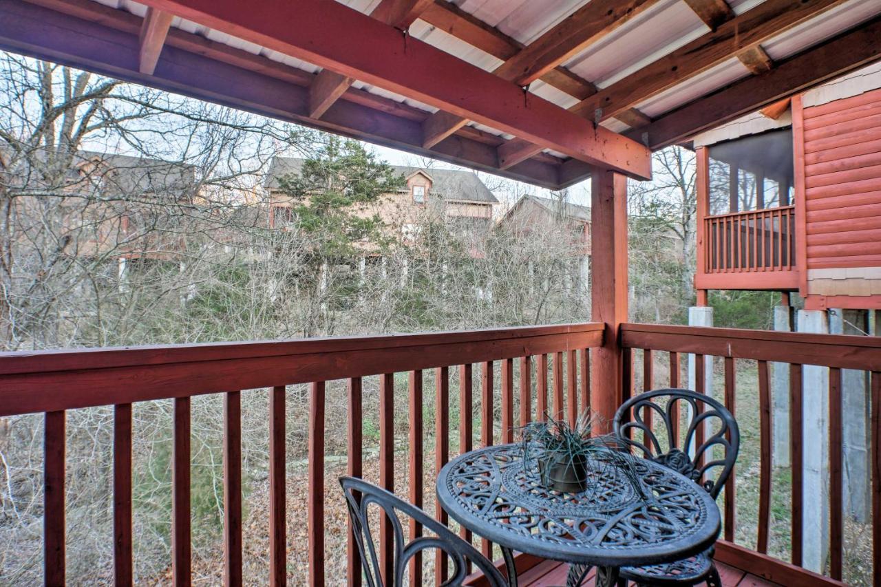 Cabin-Style Studio Right Off The Branson Strip!アパートメント エクステリア 写真