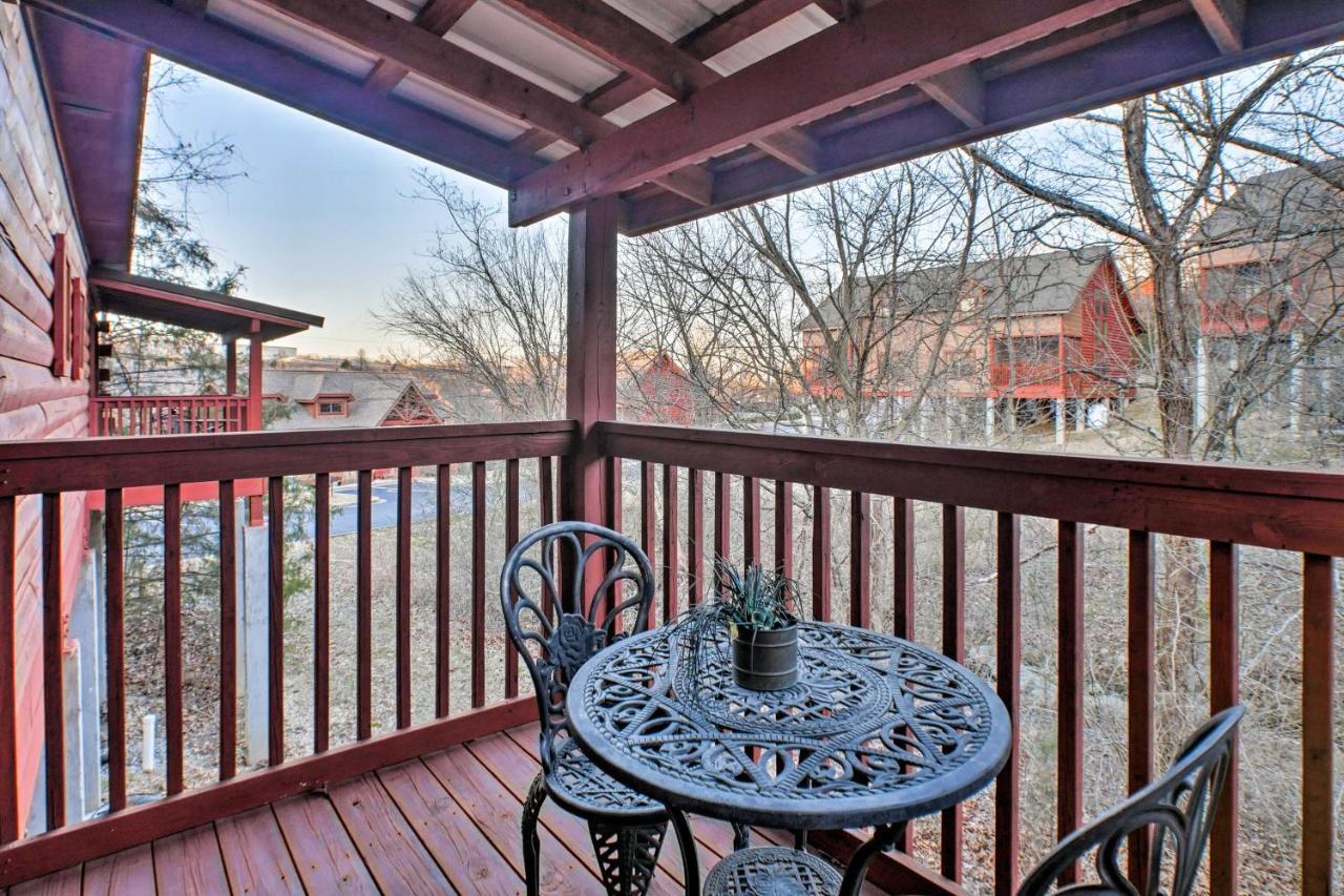 Cabin-Style Studio Right Off The Branson Strip!アパートメント エクステリア 写真